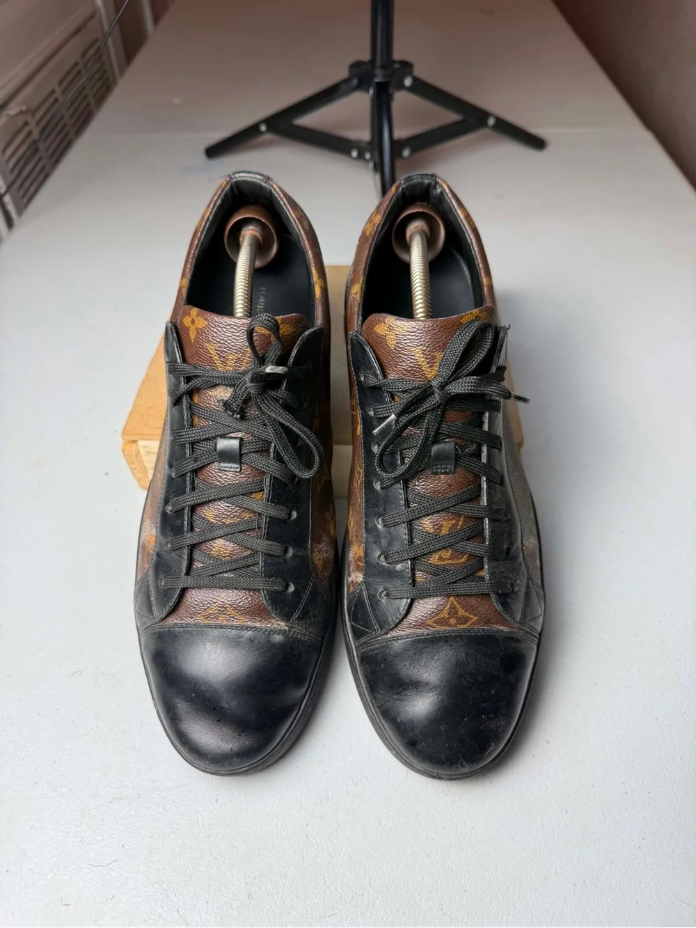 Damage Louis Vuitton Match-Up Sneaker Monogram Brown Sz 10 UK / 11 US CRACKED